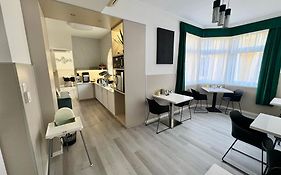 Hotel Central